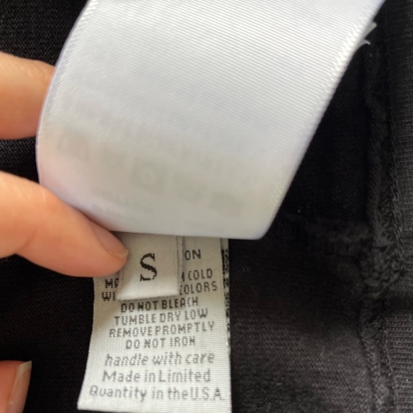 Les Tien Heavyweight Mock Neck Tee in Black - Picture 13 of 14